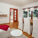 Holiday home Front By Interhome *