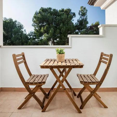 Front By Interhome *