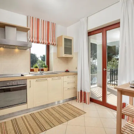 Front By Interhome