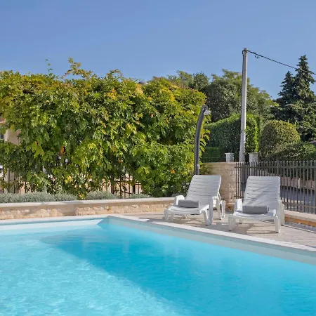 Holiday home Front By Interhome