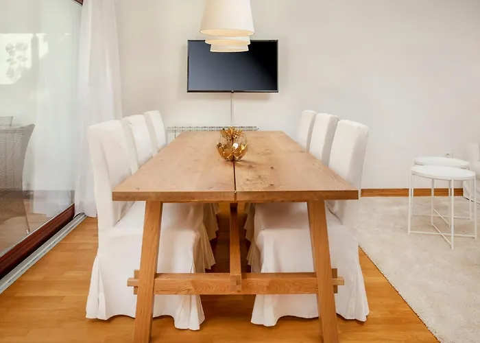 Front By Interhome Vakantiehuis *