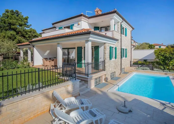 Vakantiehuis Front By Interhome *